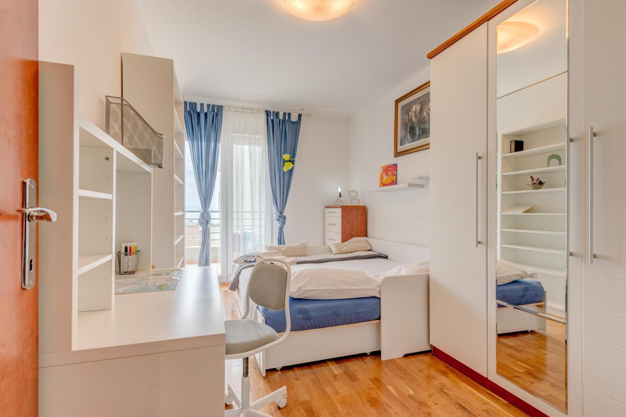 Apartmán Comfy & Urban On Znjan Near